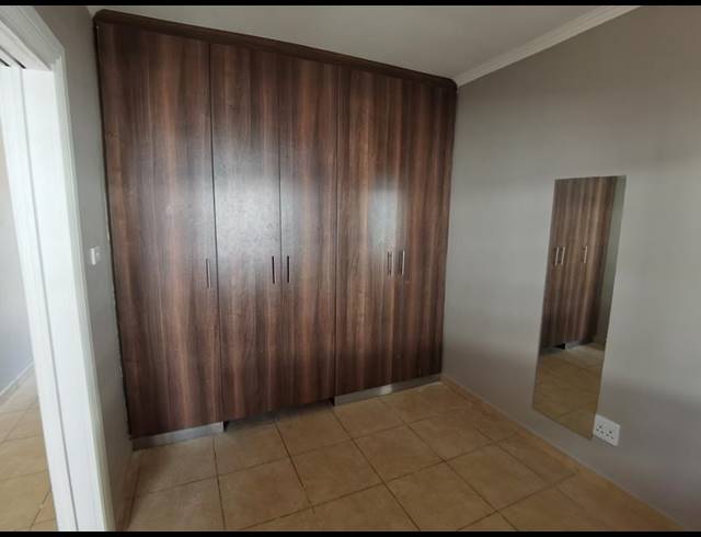 1 BEDROOM PROPERTY TO RENT IN DIE BULT